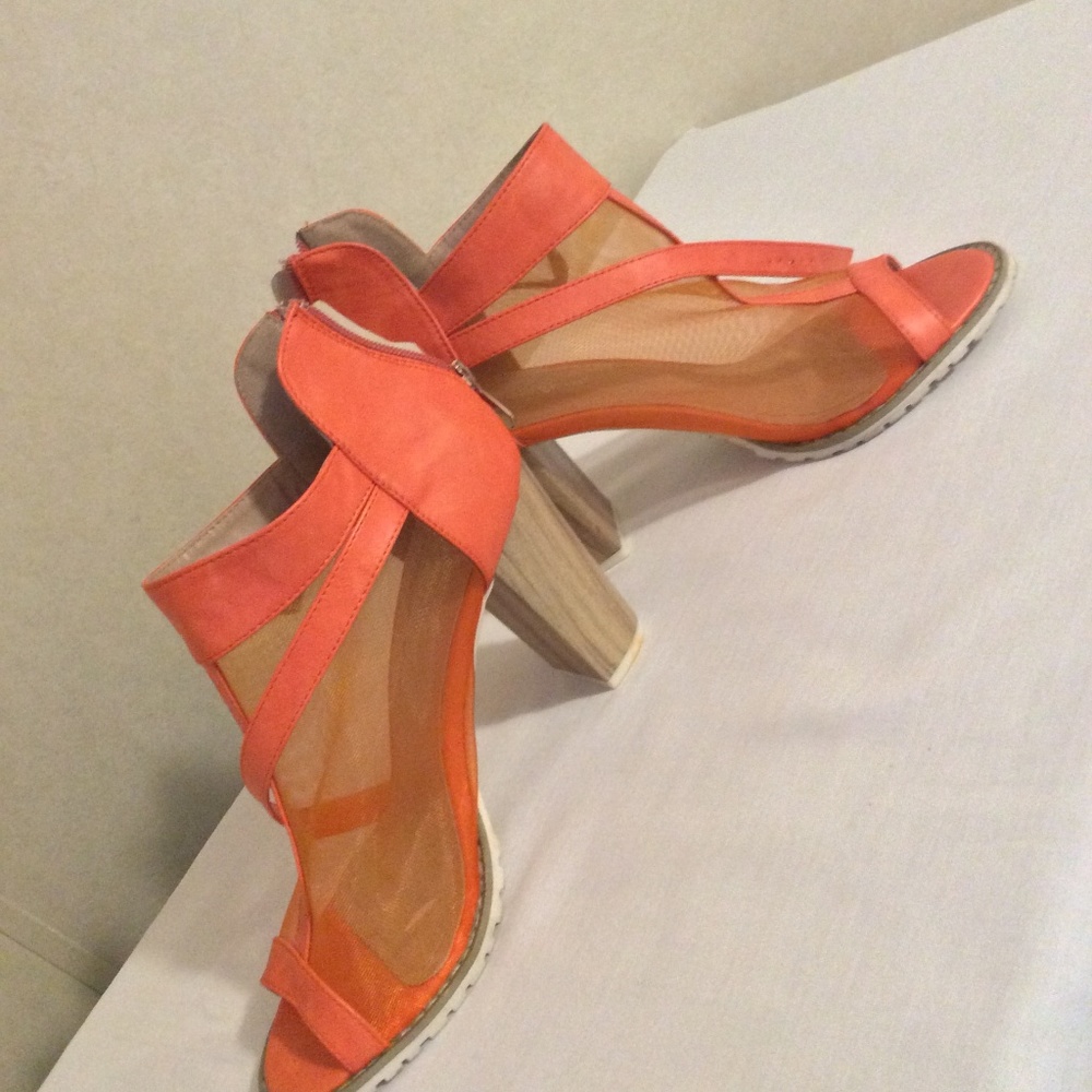 Coral Dazzle Pump